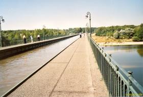 Die Kreuzung vom Kanal und der Loire