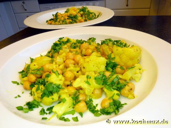 Blumenkohl mit Kichererbsen