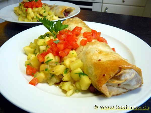 Blutwurststrudel mit Kartoffel-Petersilienwurzelragout