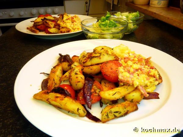 Bratkartoffeln mit Cocktailtomaten