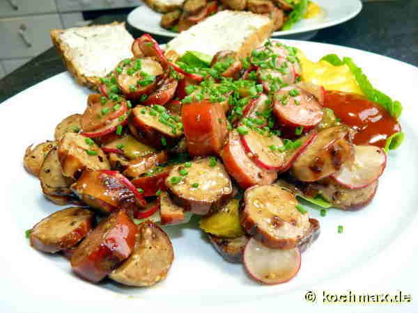 Bratwurstsalat