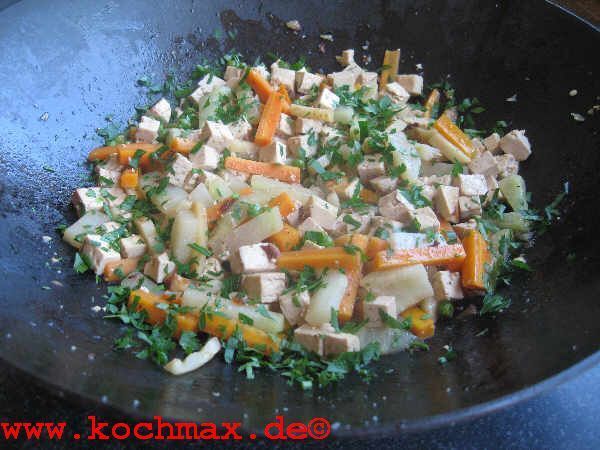 Buntes Gemüse mit Tofu