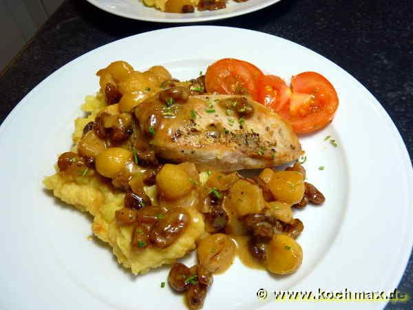 Calvados-Huhn mit Äpfeln und Rosinen