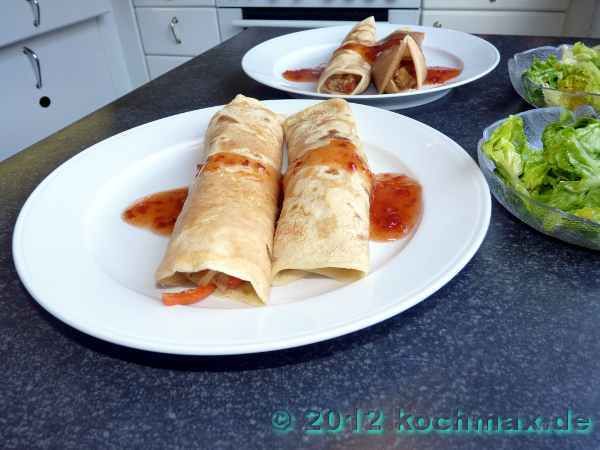 Dinkelomeletten mit Peperoni-Tofu-Füllung