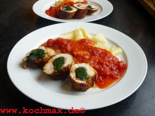 Filetröllchen mit Tomatensauce