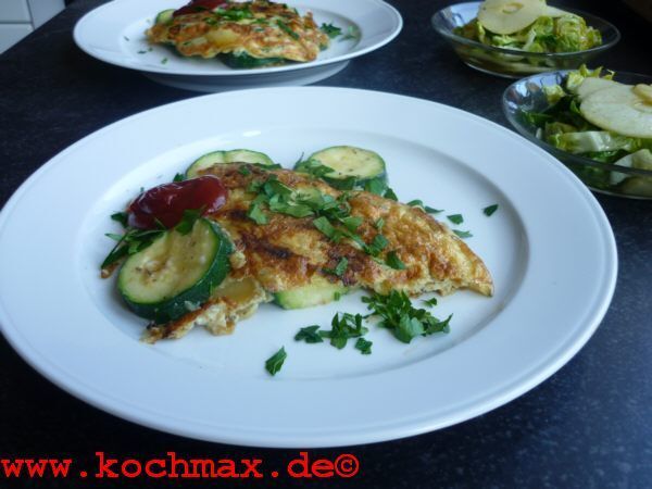 Frittata di patate e zucchini - Omelett mit Kartoffel ...