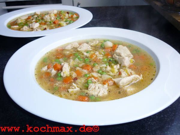 Gemüsesuppe mit Huhn II