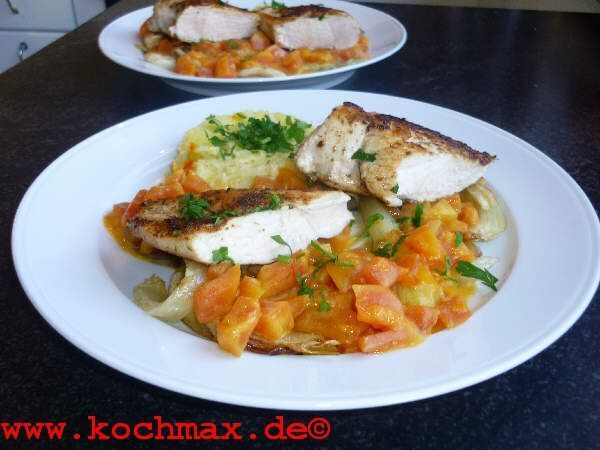 Hähnchenbrust mit gebratenem Fenchel und Papaya-Sauce