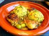 Hühner-Tajine mit grünen Oliven, eingelegten Zitronen und Thymian