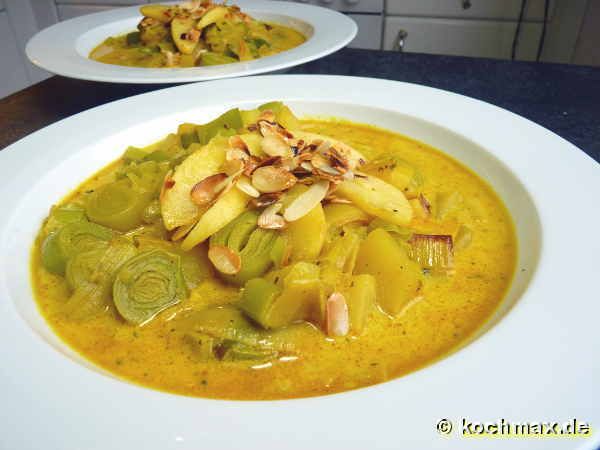 Kartoffelsuppe mit Porree und Äpfeln