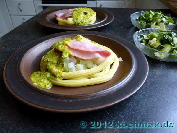 Kohlrabi in Kartoffelnestchen mit Zwiebelsosse