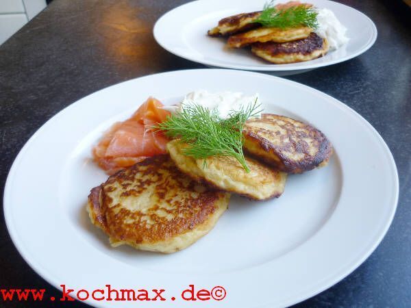 Kraut-Puffer mit Lachs