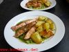 Lachsfilet auf Kopfsalat-Erbsen-Sauce