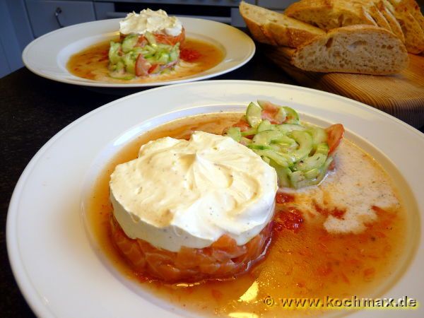 Lachstatar mit Lavendel-Orangen-Vinaigrette