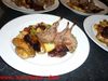 LLammkrone mit gemischtem Bohnenragout, Rotwein-Balsam ...