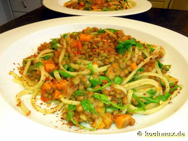 Linguine mit Balsamico-Linsen