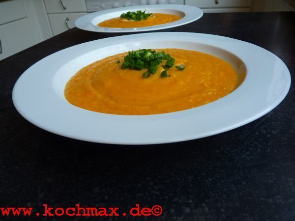 Möhrencremesuppe mit Orange