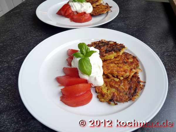 Möhrenpuffer mit Zitronenjoghurt