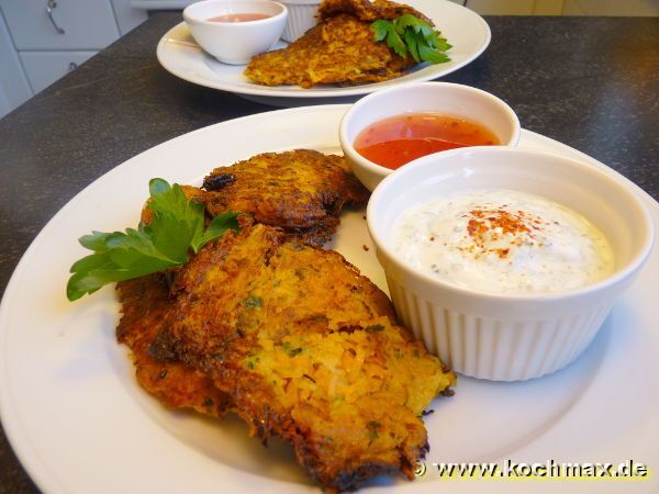 Möhrenrösti mit Schnittlauchjoghurt