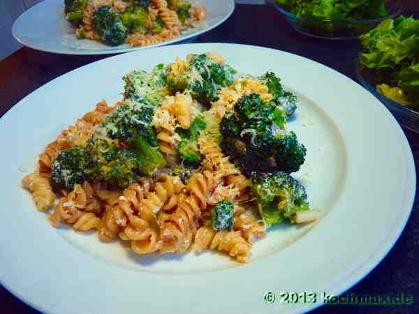 Orecchiette mit Broccoli und Ricotta