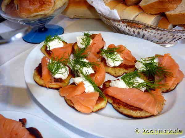 Pfannküchlein mit Lachs