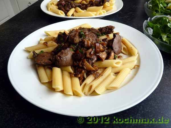 Pilz-Marsala-Sauce mit Hähnchenleber