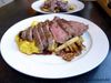 Rinderfilet vom Almo auf Pastinakengemüse
