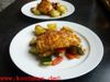 Rotbarschfilet im Cornflakesmantel auf mediterranem G ...