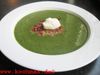 Salami-Spinatsuppe
