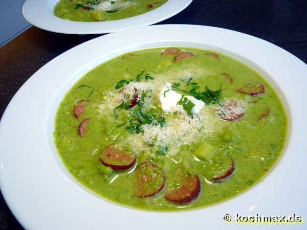 Schnelle Erbsensuppe - mann kocht sein eigenes Süppchen