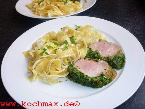 Schweinefilets mit Champignon-Bärlauch-Kruste