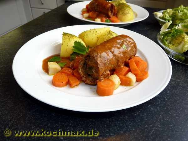 Schweineroulade in Rotwein