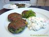 Indische Spinatküchlein mit Joghurt Indische Spinatküchlein mit Joghurt