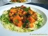 Süßkartoffelcurry mit Kichererbsen und Spinat
