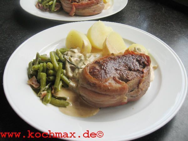 Tournedos im Estragon-Speckmantel