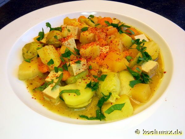 Wintergemüse mit Räuchertofu