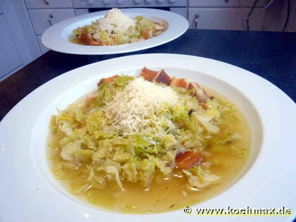 Wirsingkohlsuppe