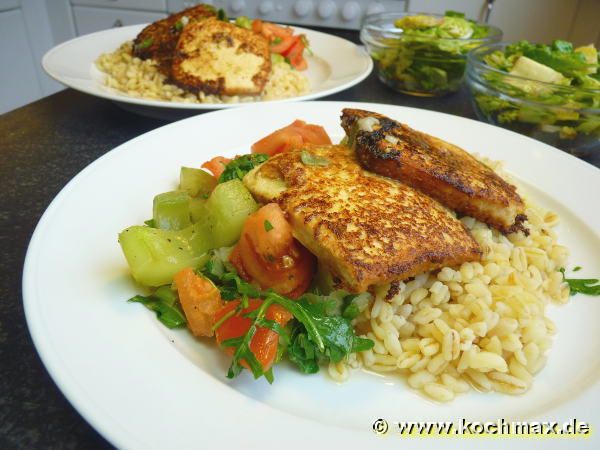 Zitronen-Senf-Tofu mit Gurkengemüse