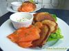 Zwiebel-Blinis mit Lachs und Meerrettich-Schnittlauch ...